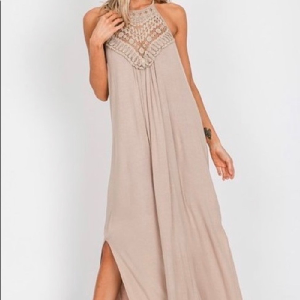 Tan maxi
